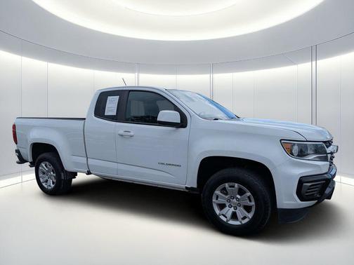 Summit White 2022 Chevrolet Colorado LT
