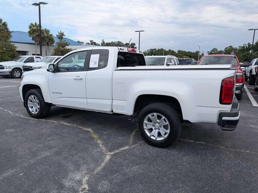 Summit White 2022 Chevrolet Colorado LT