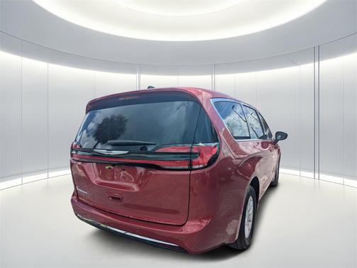 2026 Chrysler Pacifica L
