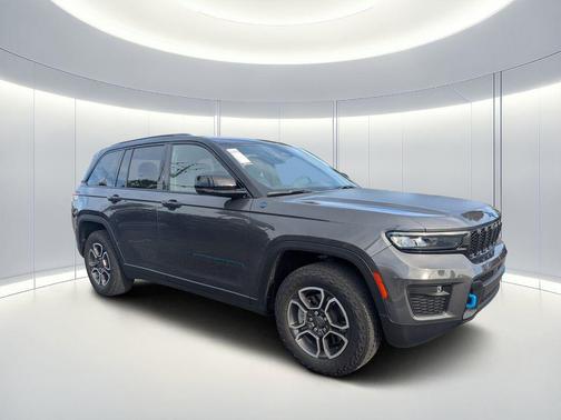 2024 Jeep Grand Cherokee 4xe Trailhawk