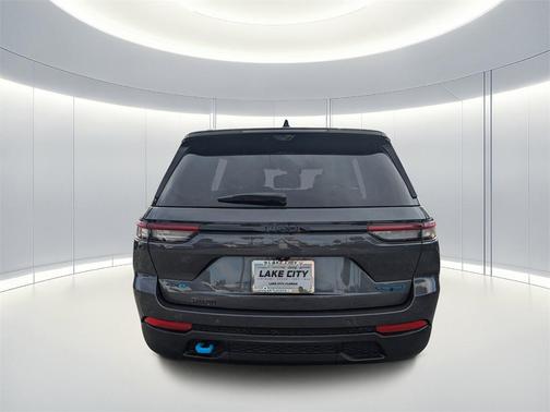 2024 Jeep Grand Cherokee 4xe Trailhawk