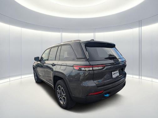 2024 Jeep Grand Cherokee 4xe Trailhawk