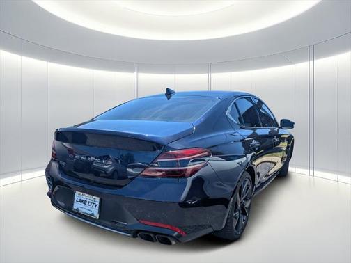 2023 Genesis G70 2.0T RWD