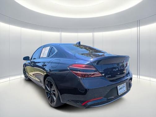 2023 Genesis G70 2.0T RWD