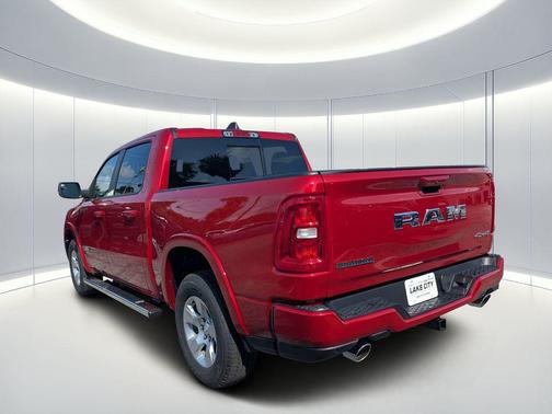 Molten Red Pearlcoat 2026 RAM 1500 Big Horn/Lone Star