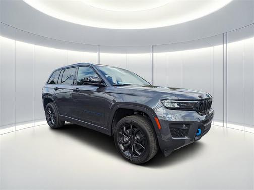 2025 Jeep Grand Cherokee 4xe Anniversary Edition