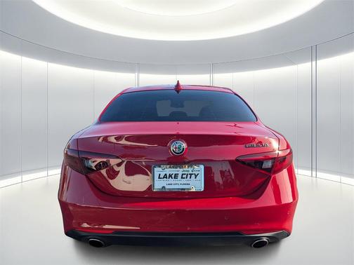 2018 Alfa Romeo Giulia Ti