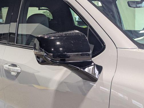 2024 GMC Sierra EV Denali Edition 1