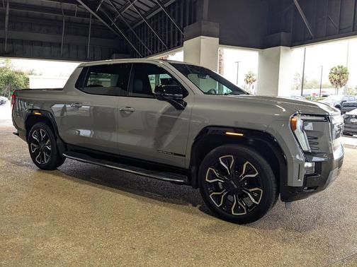 2024 GMC Sierra EV Denali Edition 1