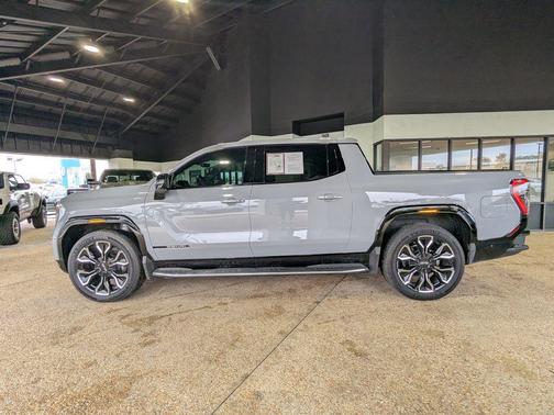 2024 GMC Sierra EV Denali Edition 1