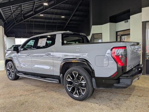 2024 GMC Sierra EV Denali Edition 1