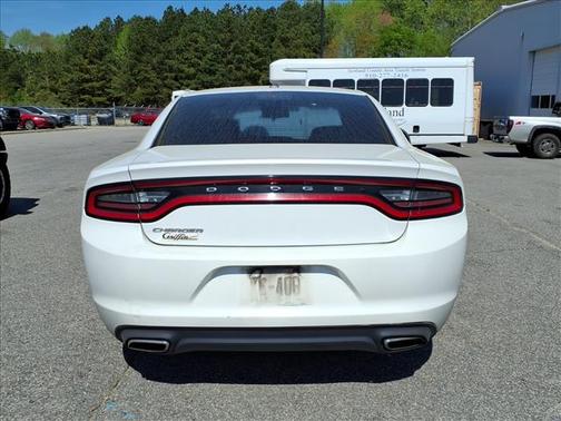 Silver 2015 Dodge Charger SE