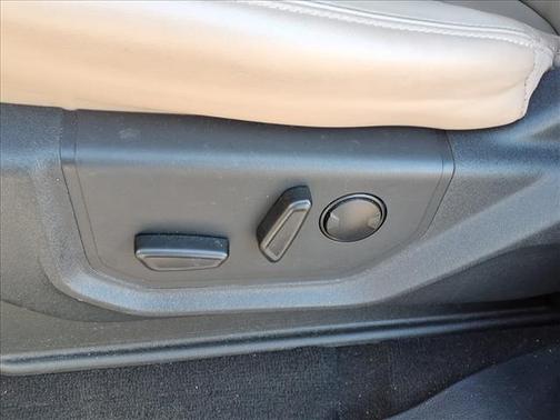 Silver 2024 Ford Expedition Max XLT