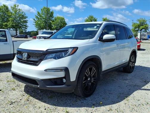 White 2022 Honda Pilot Special Edition