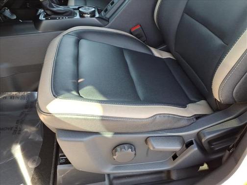 Oxford White 2026 Ford Bronco Big Bend