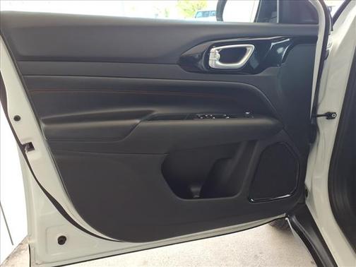 White 2025 Jeep Compass Trailhawk