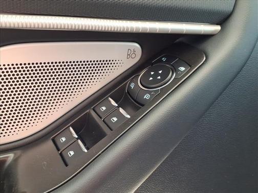 Agate Black Metallic 2026 Ford Explorer Tremor