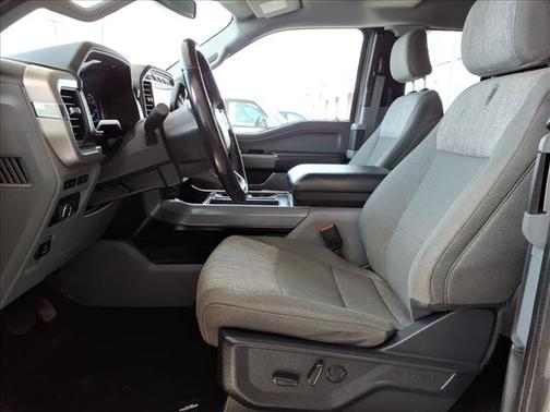 Black 2022 Ford F-150 XLT