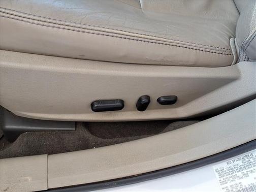 White 2012 Ford Fusion Hybrid Base