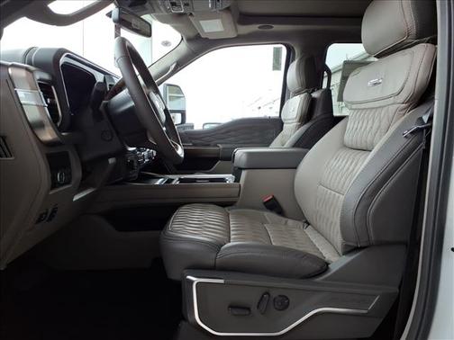 2026 Ford F-350 Platinum