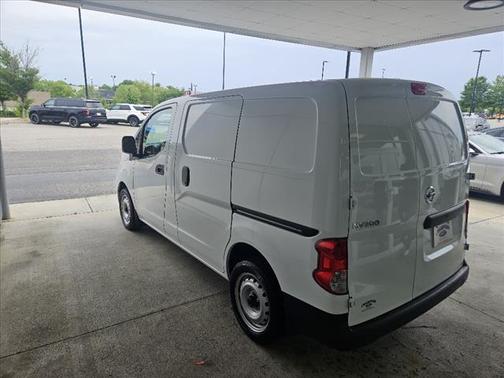 2021 Nissan NV200 S