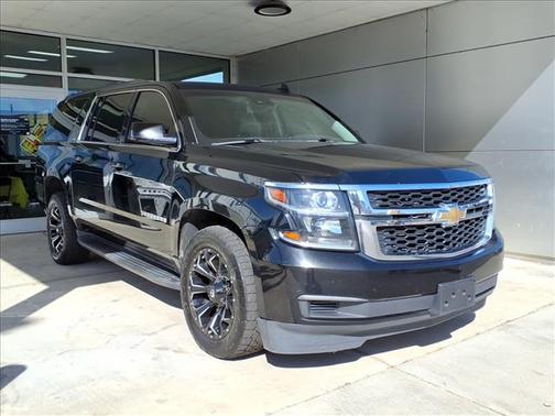 2017 Chevrolet Suburban LT
