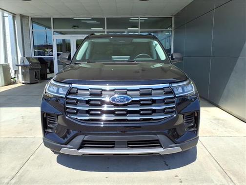 Agate Black Metallic 2026 Ford Explorer Active