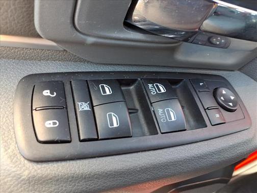 2018 RAM 1500 SLT