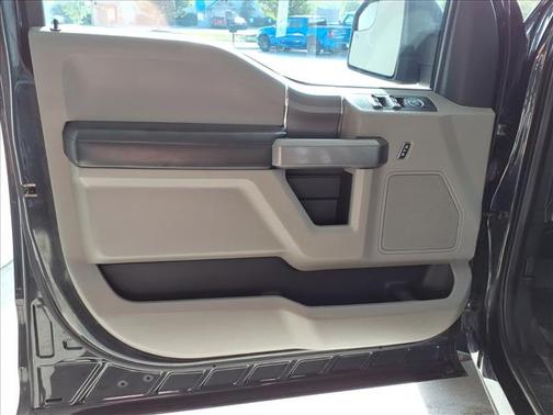 Black 2020 Ford F-150 XLT