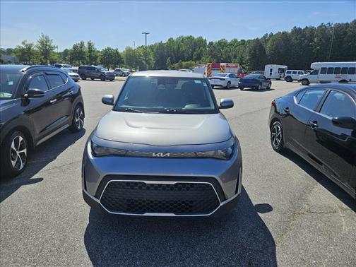 Gray 2025 Kia Soul LX
