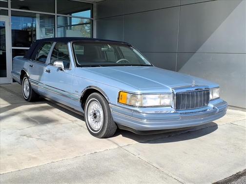 1990 Lincoln Town Car Cartier Designer