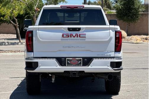 2025 GMC Sierra 2500 Denali
