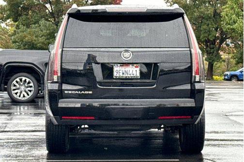 2015 Cadillac Escalade Premium