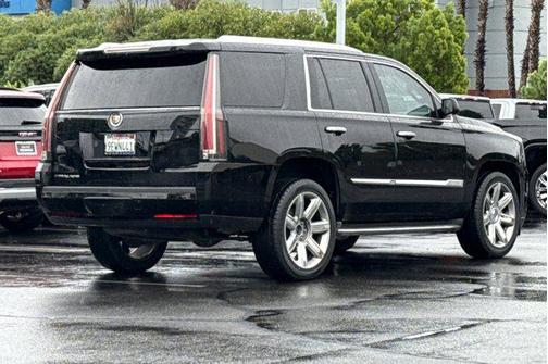 2015 Cadillac Escalade Premium