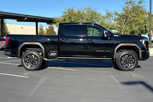 2026 GMC Sierra 2500 AT4