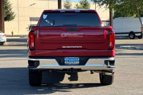 2020 GMC Sierra 1500 SLT