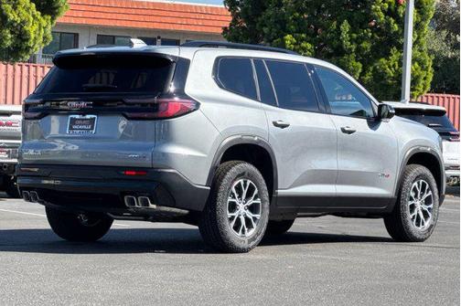 2026 GMC Acadia AT4 AWD