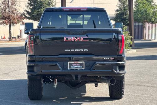 2025 GMC Sierra 2500 AT4