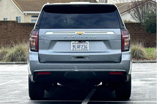 2024 Chevrolet Suburban LT