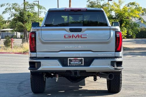 2025 GMC Sierra 2500 Denali