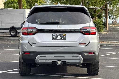 2023 Honda Pilot AWD TrailSport