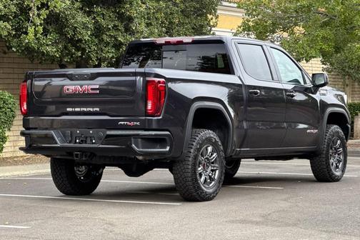2025 GMC Sierra 1500 AT4X