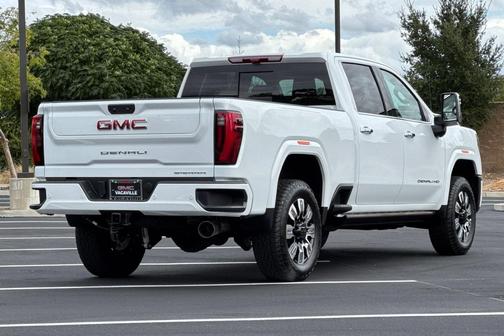 2025 GMC Sierra 2500 Denali
