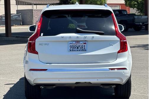 2022 Volvo XC90 Recharge Plug-In Hybrid T8 Inscription 6 Passenger