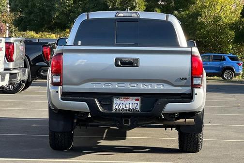 2019 Toyota Tacoma TRD Sport
