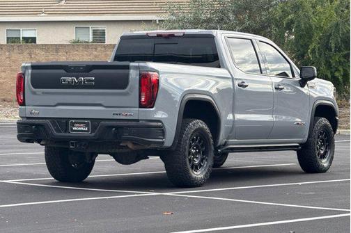 2025 GMC Sierra 1500 AT4X