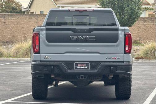 2025 GMC Sierra 1500 AT4X