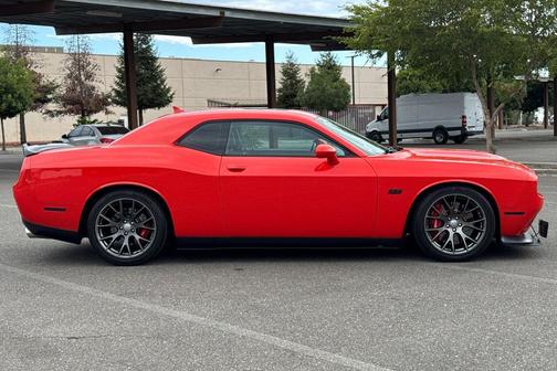 2016 Dodge Challenger SRT 392