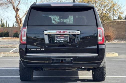 2016 GMC Yukon XL Denali