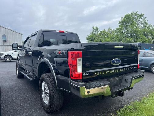 SHADOW BLACK 2017 Ford F-250 Lariat